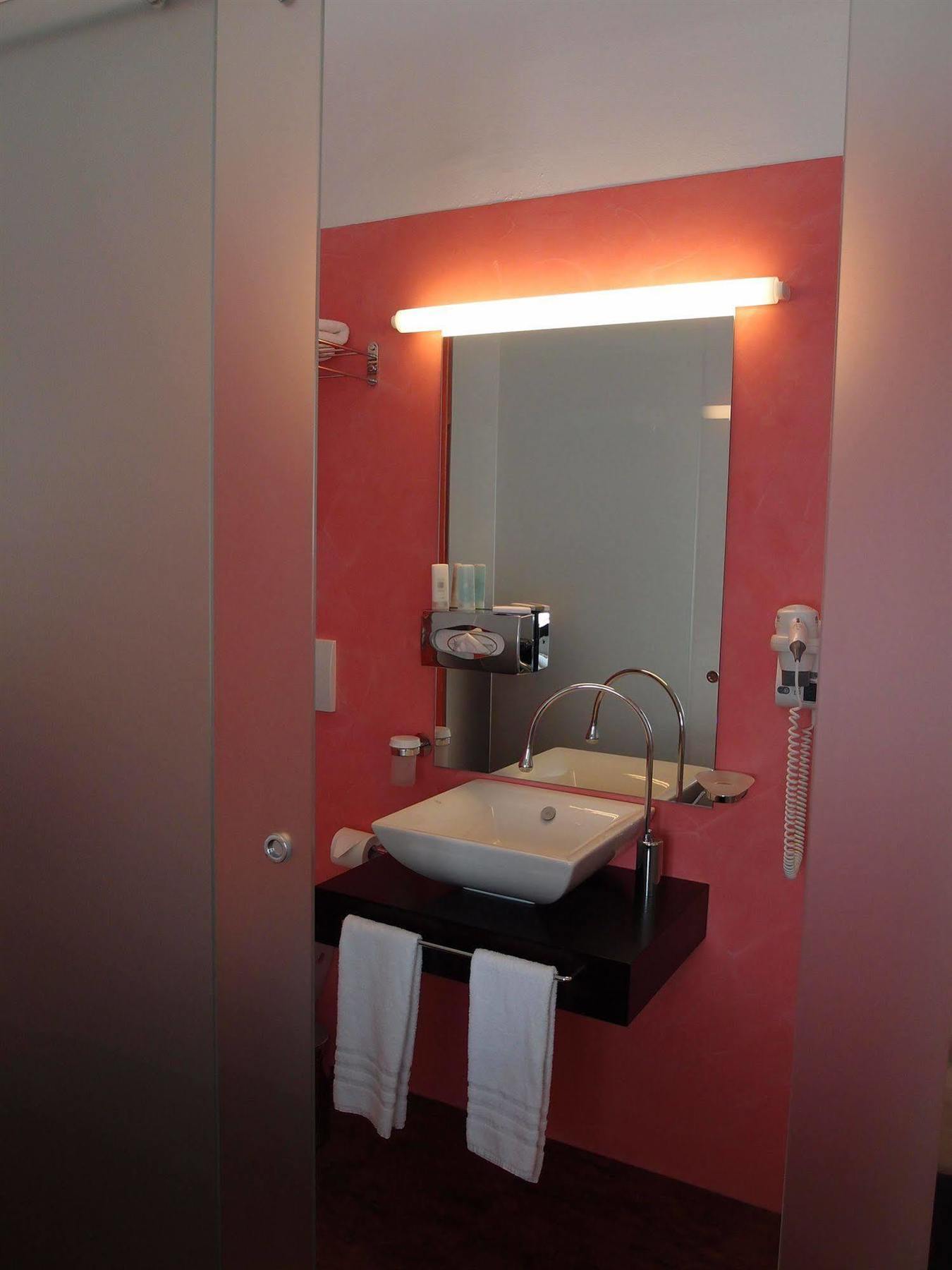 Boutique Hotel La Rinascente Locarno Kültér fotó